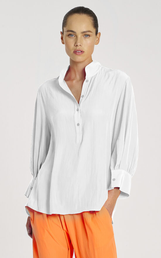 Resort Shirt product photo.