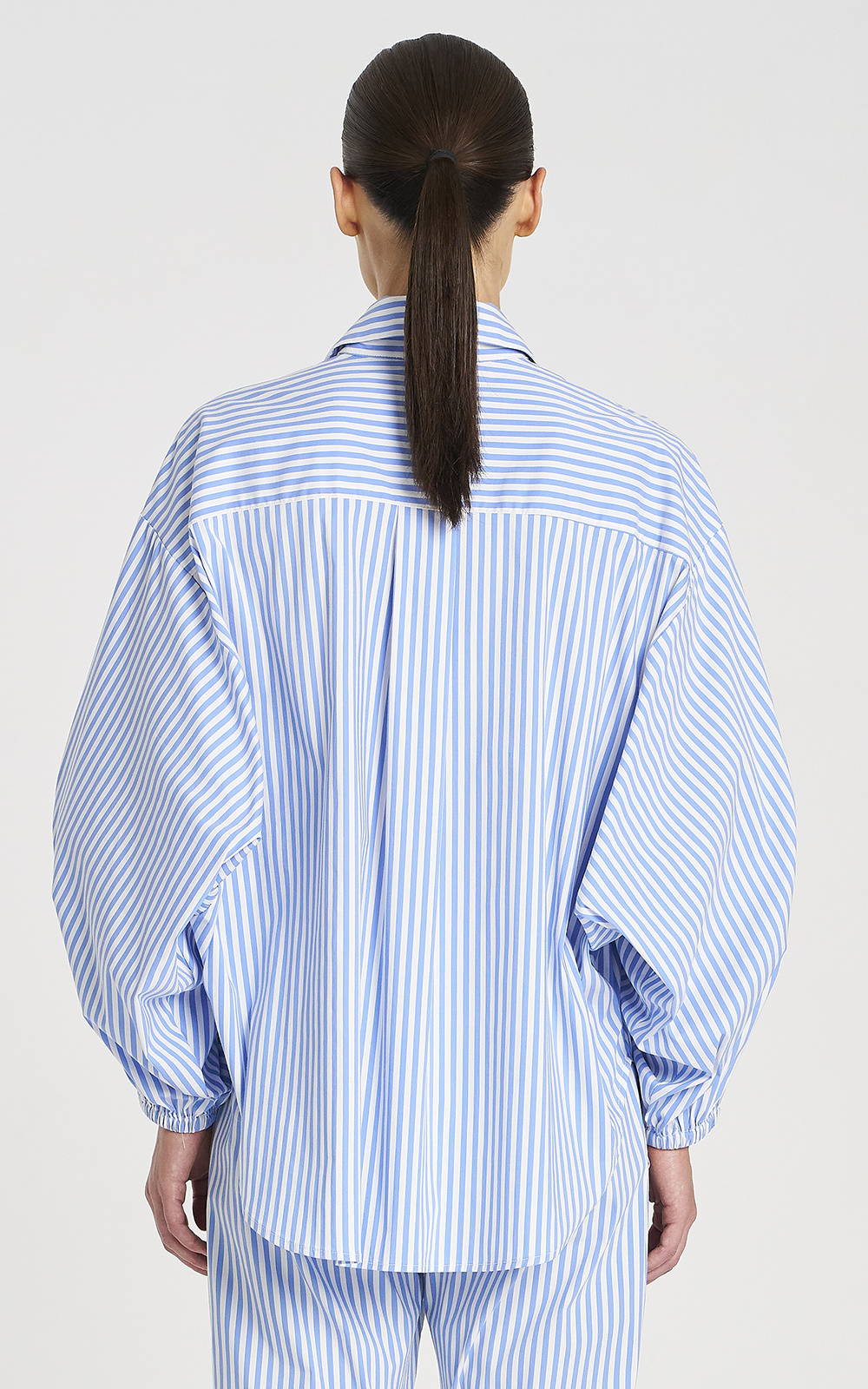 Billow Shirt product photo.