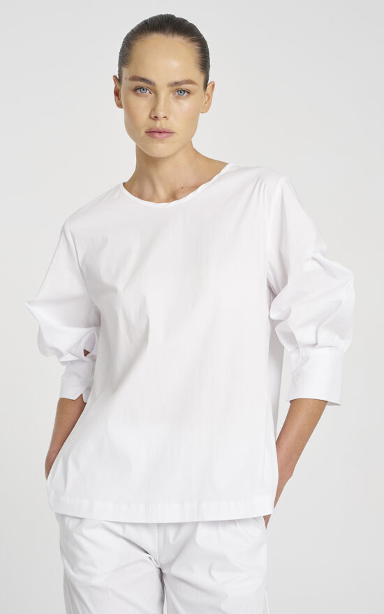 Resort Top product photo.