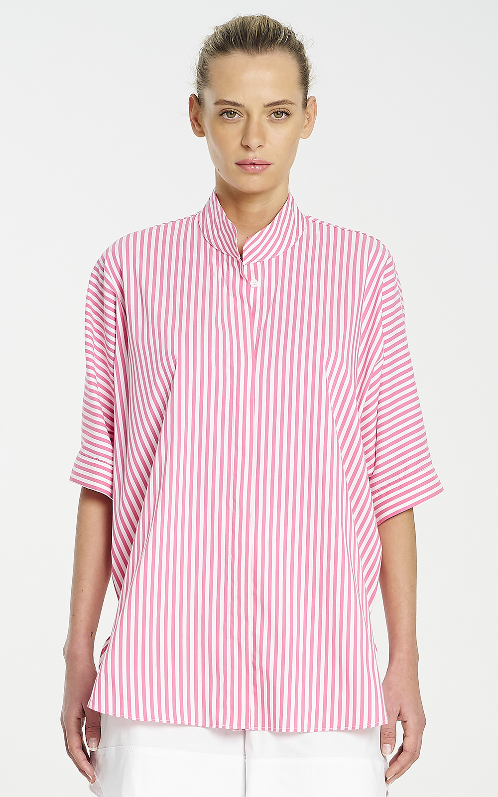 Villa Overshirt product photo.