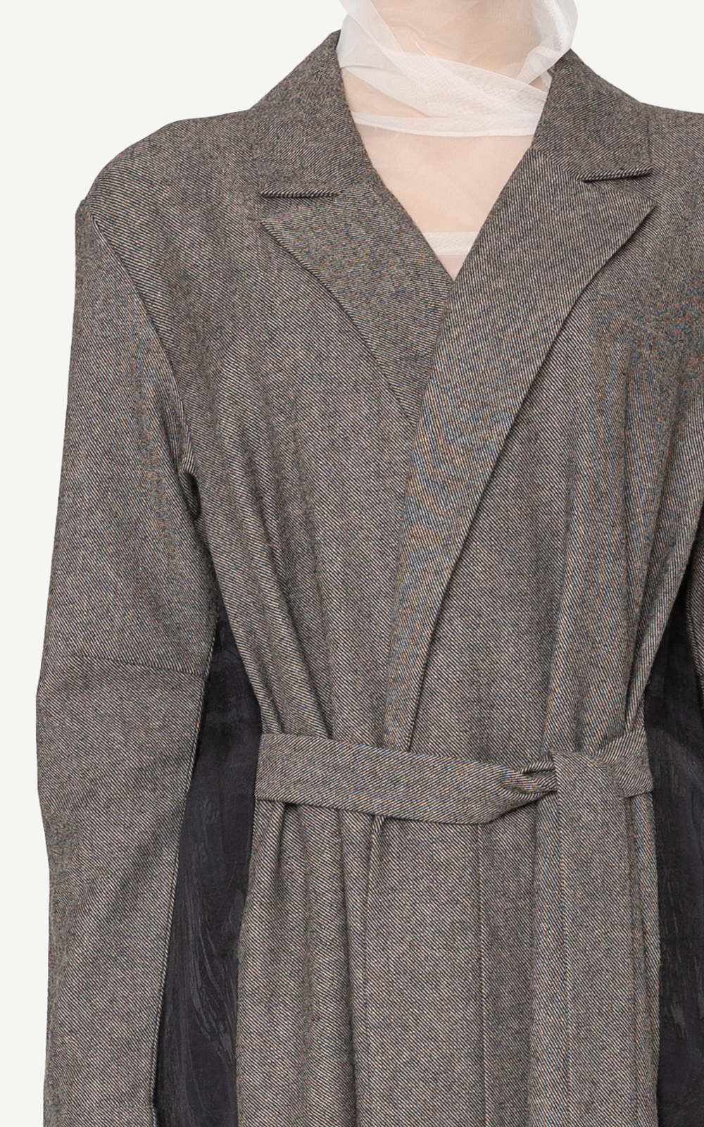 Rove Coat product photo.