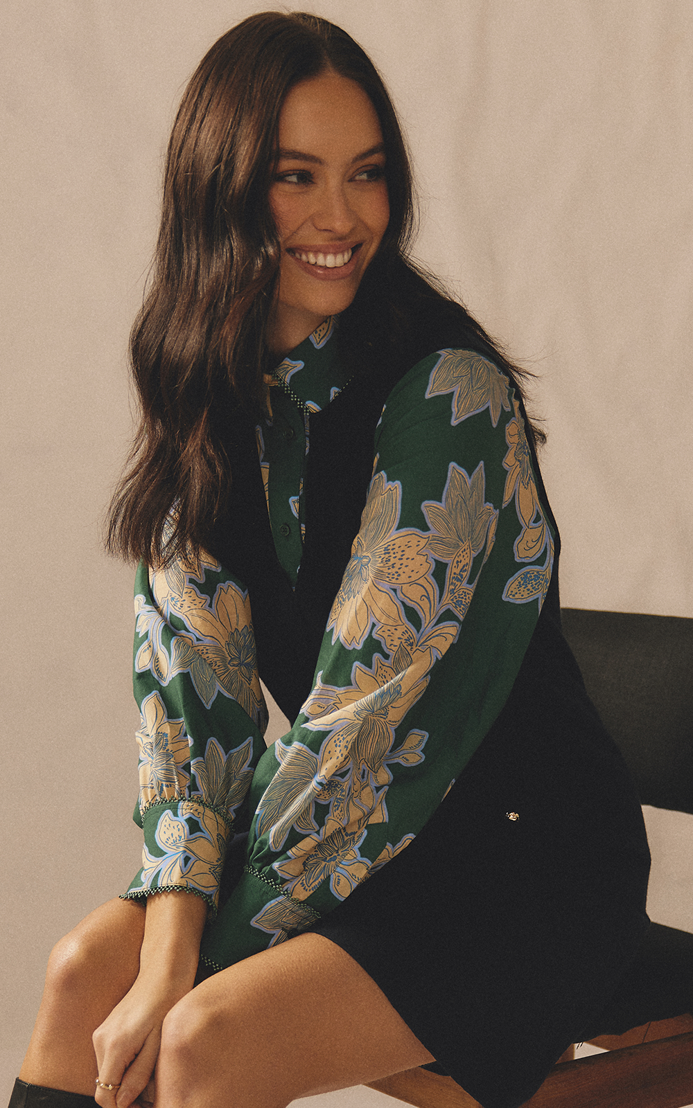Soho Shirt In Lulu product photo.