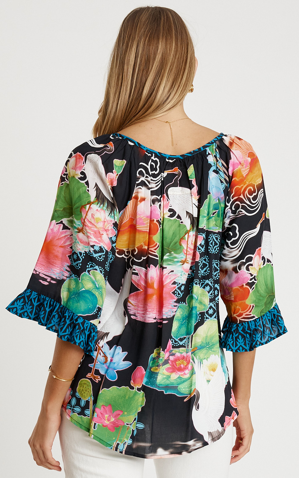 Akiko Top product photo.