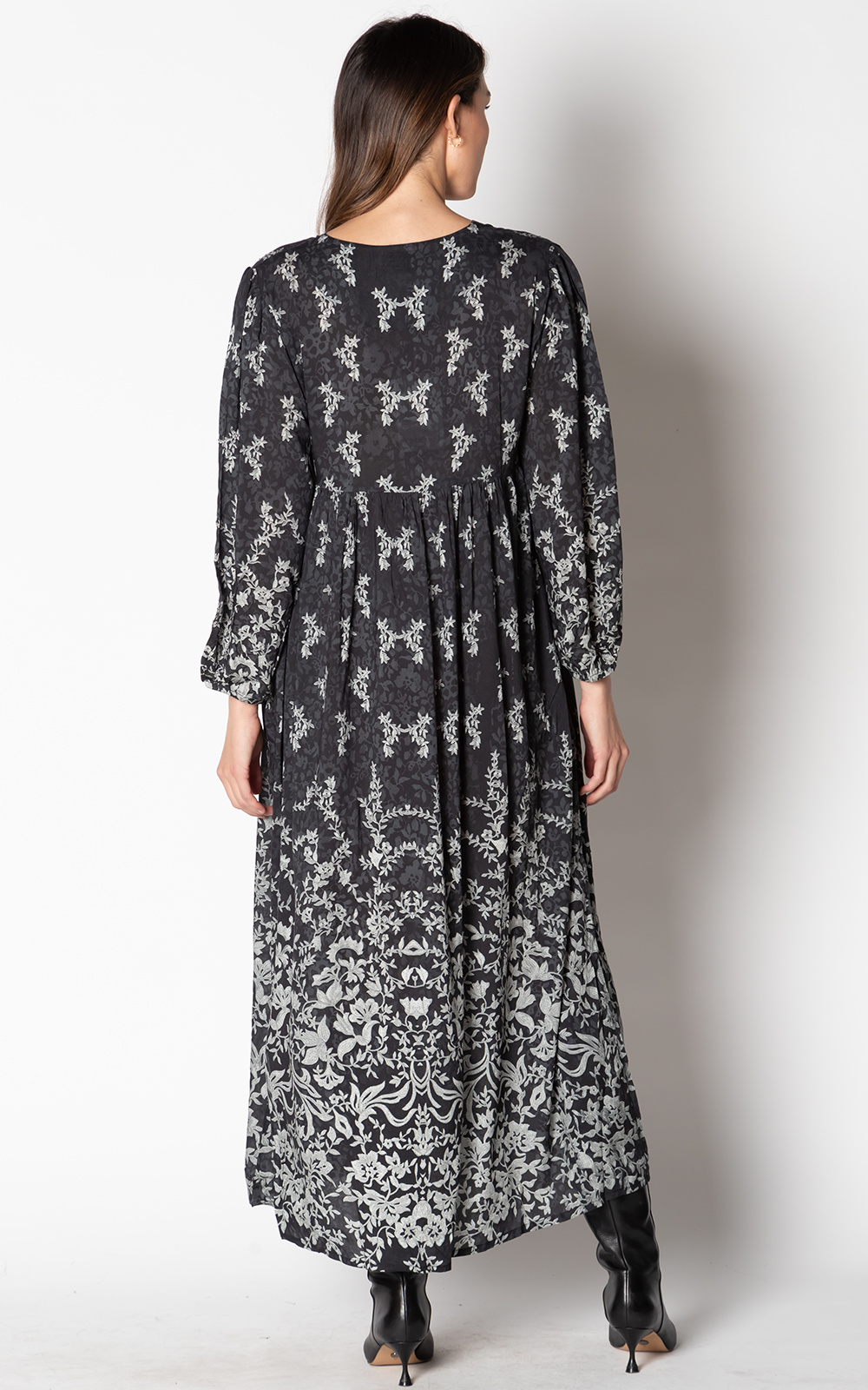 Almeria Dress W Crystals product photo.