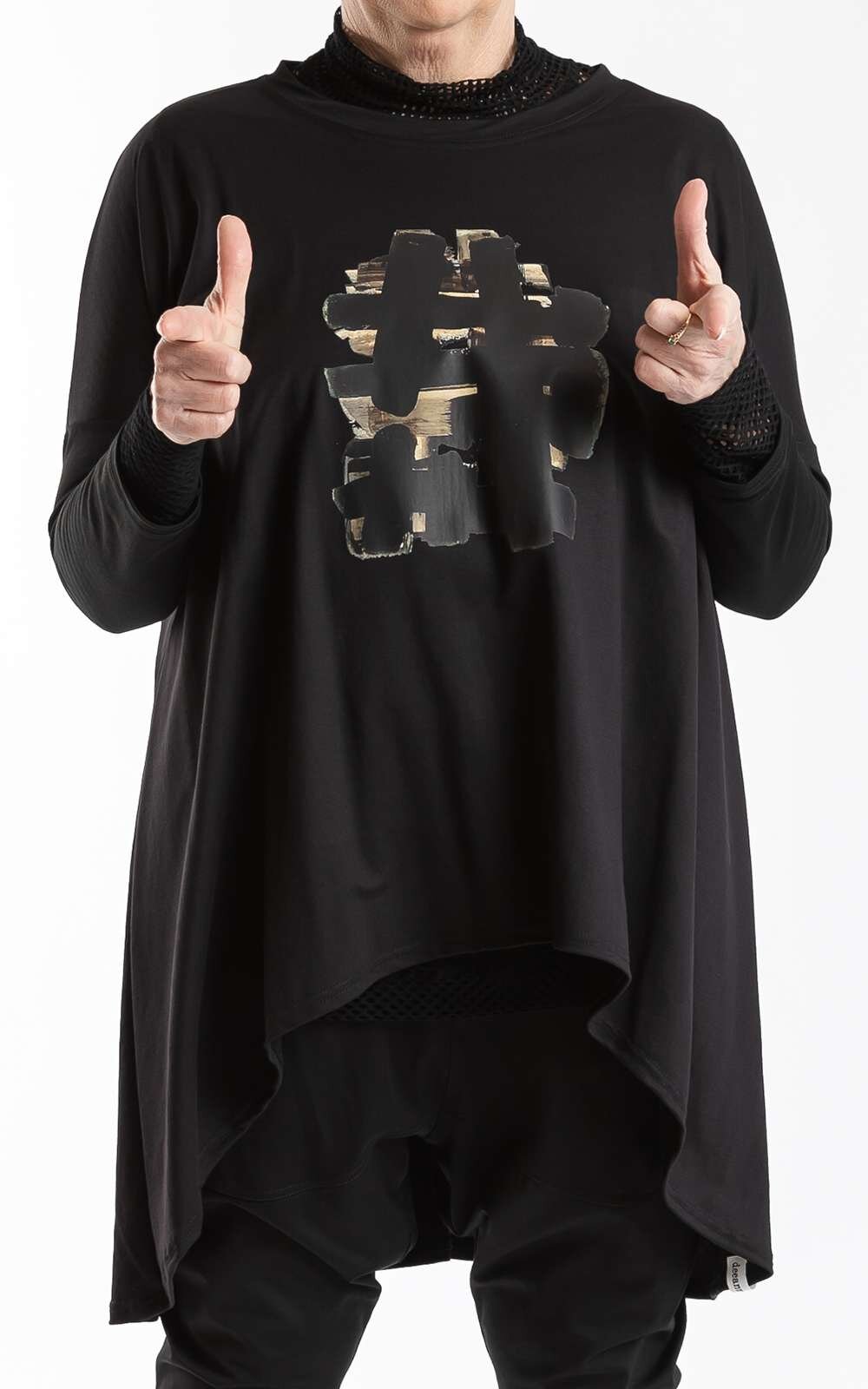 Alex Tee product photo.