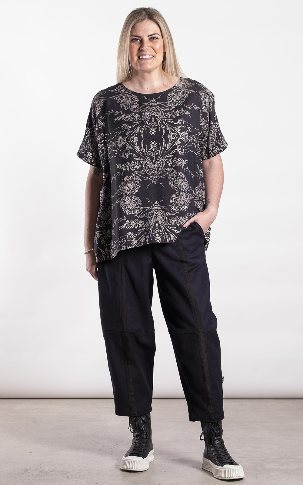 Magnolia Top product photo.