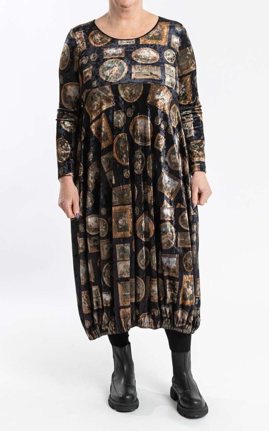 Sanderson Dress Framework product photo.