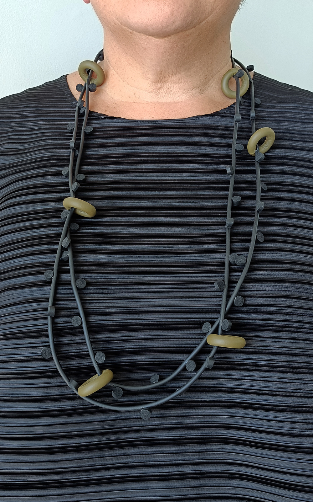 Arare Necklace product photo.