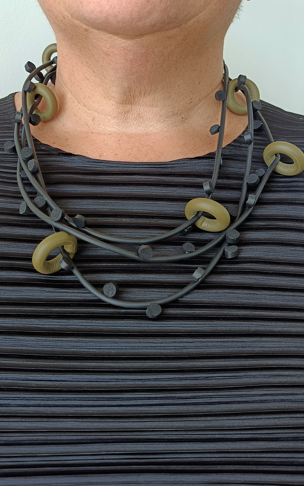 Arare Necklace product photo.