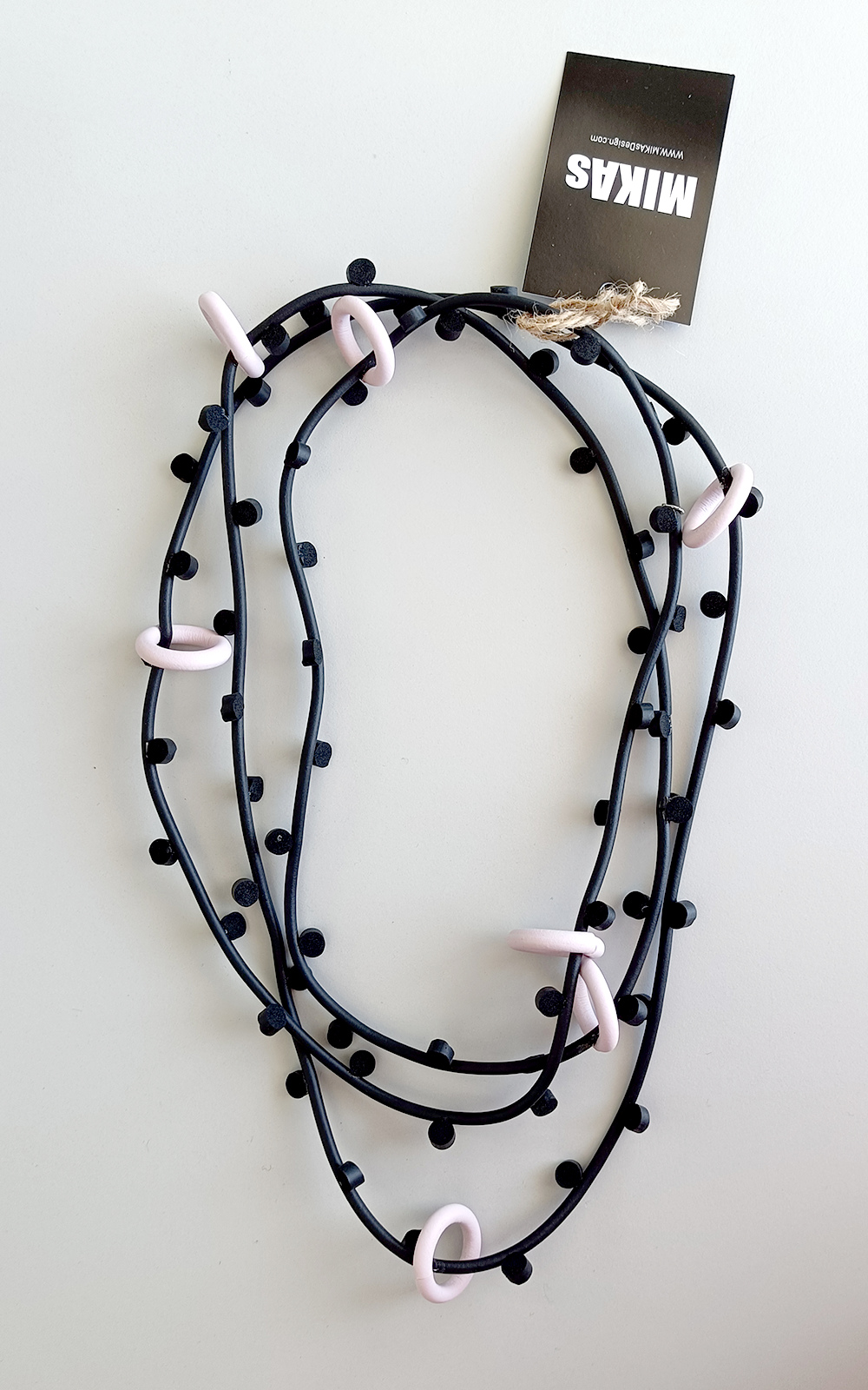 Arare Necklace product photo.