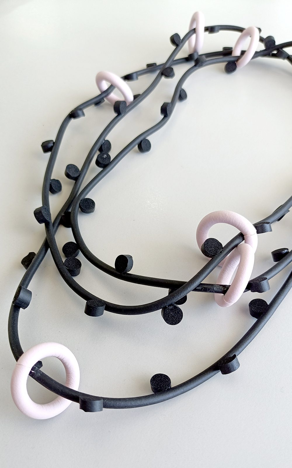 Arare Necklace product photo.