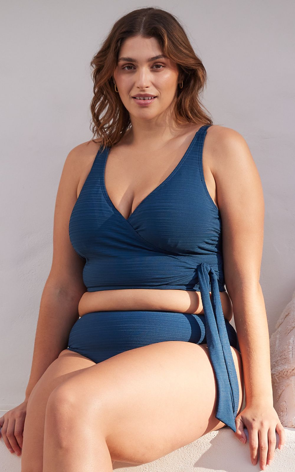 Hayes Underwire D/Dd Cup Midriff Bikini Top  product photo.