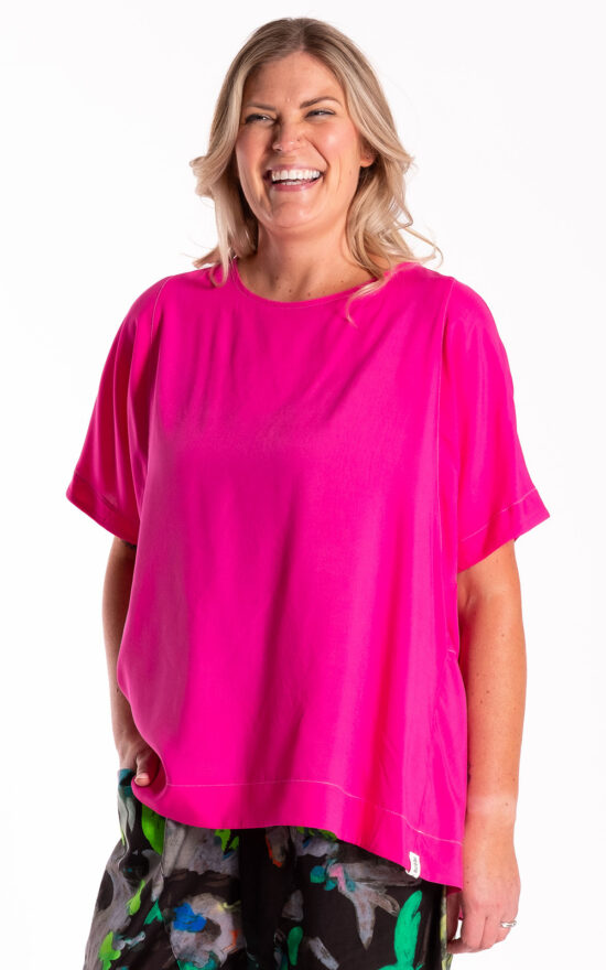 Magnolia Top product photo.