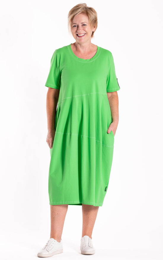 Chelsie Dress product photo.