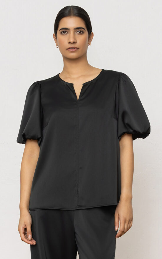 Goldie Top product photo.