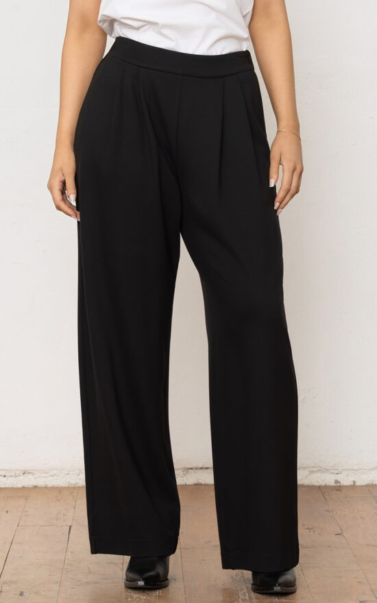 Form Pant product photo.