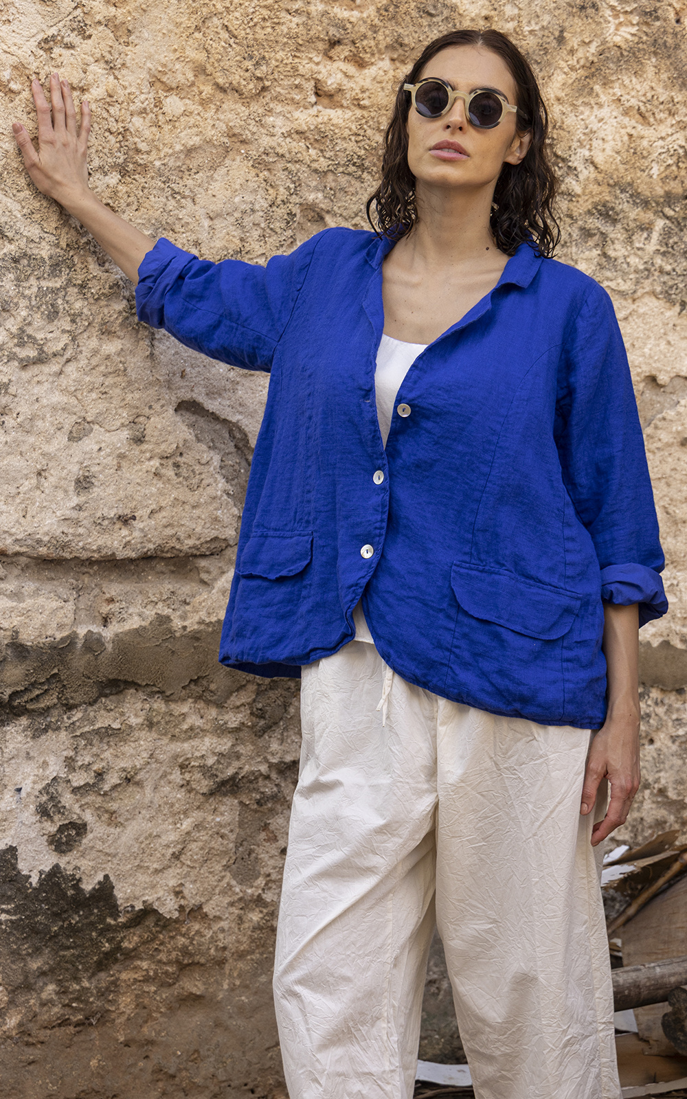 Baridi Jacket Linen product photo.