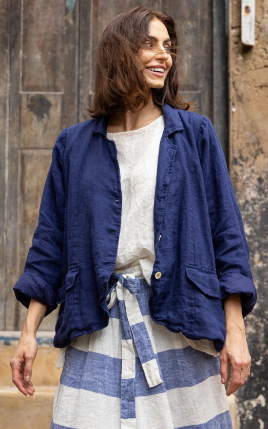Baridi Jacket Linen product photo.