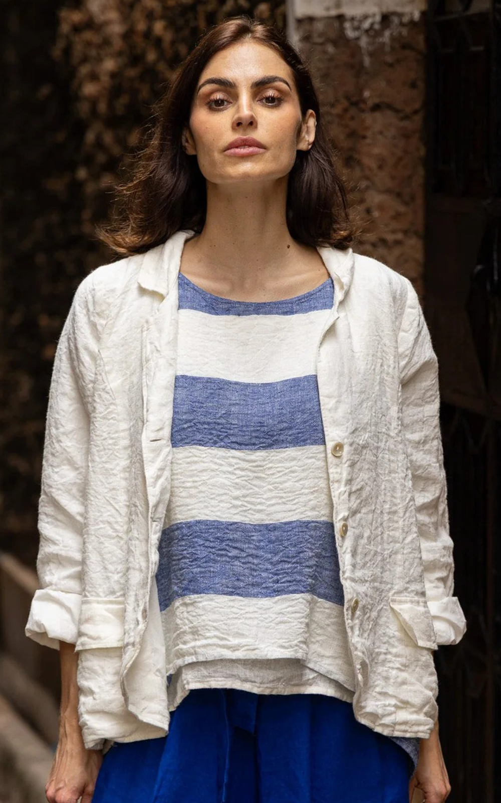 Baridi Jacket Linen product photo.