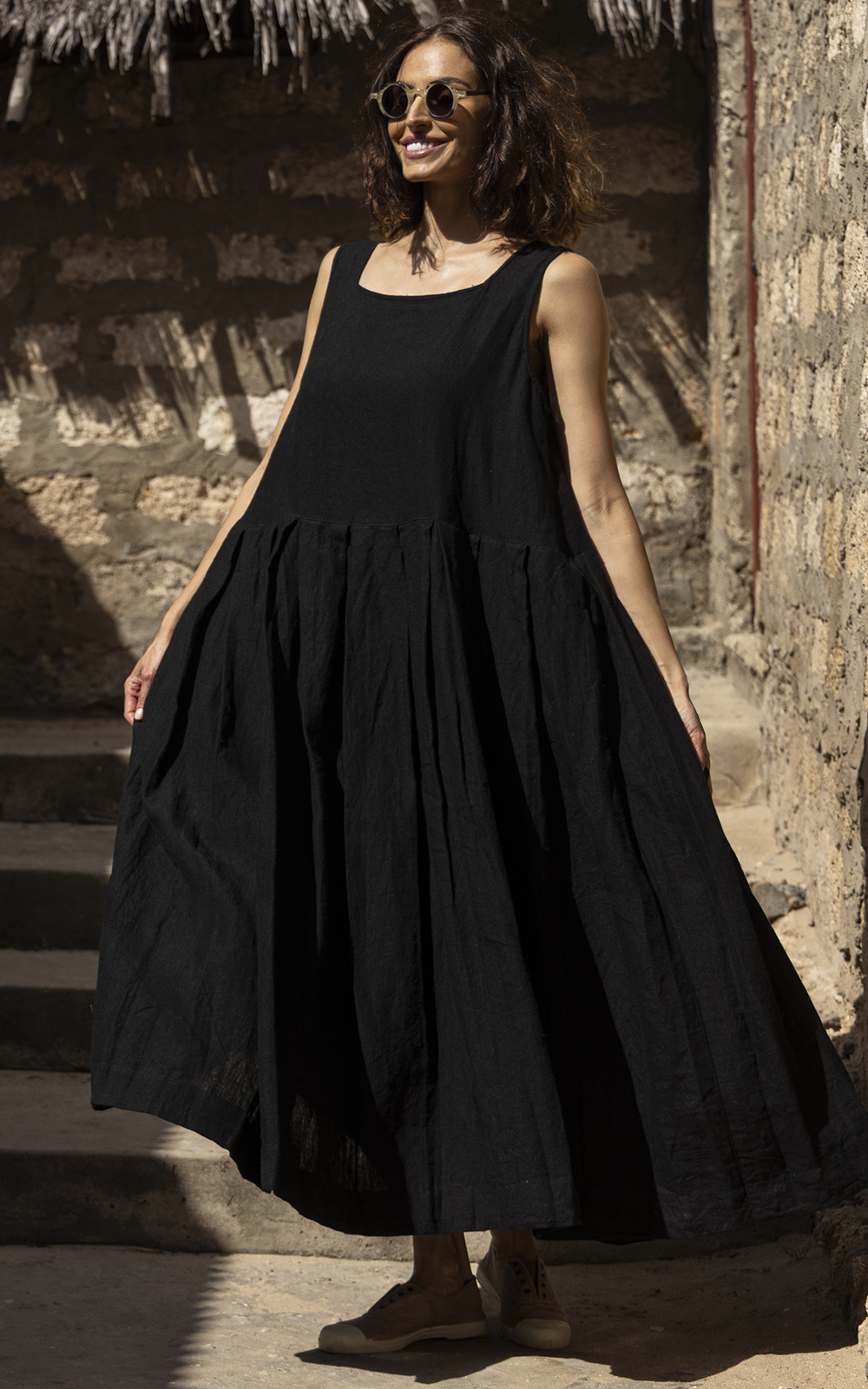 Binti Dress Linen product photo.