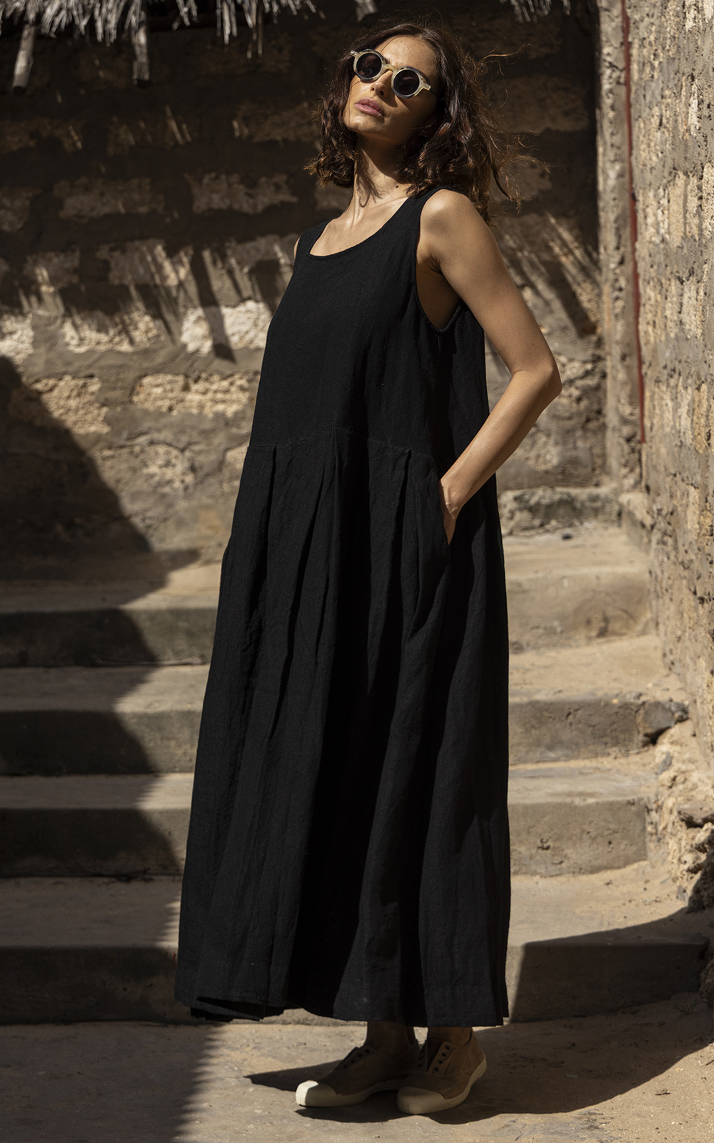 Binti Dress Linen product photo.