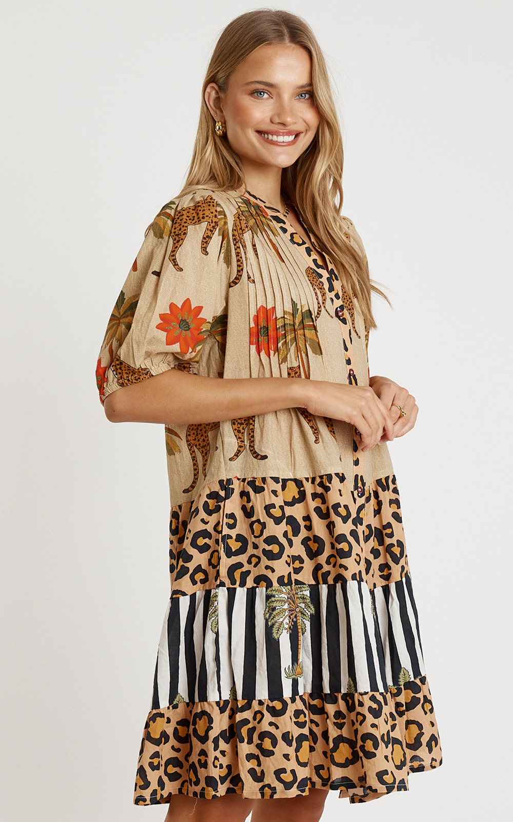 Congo Dress product photo.