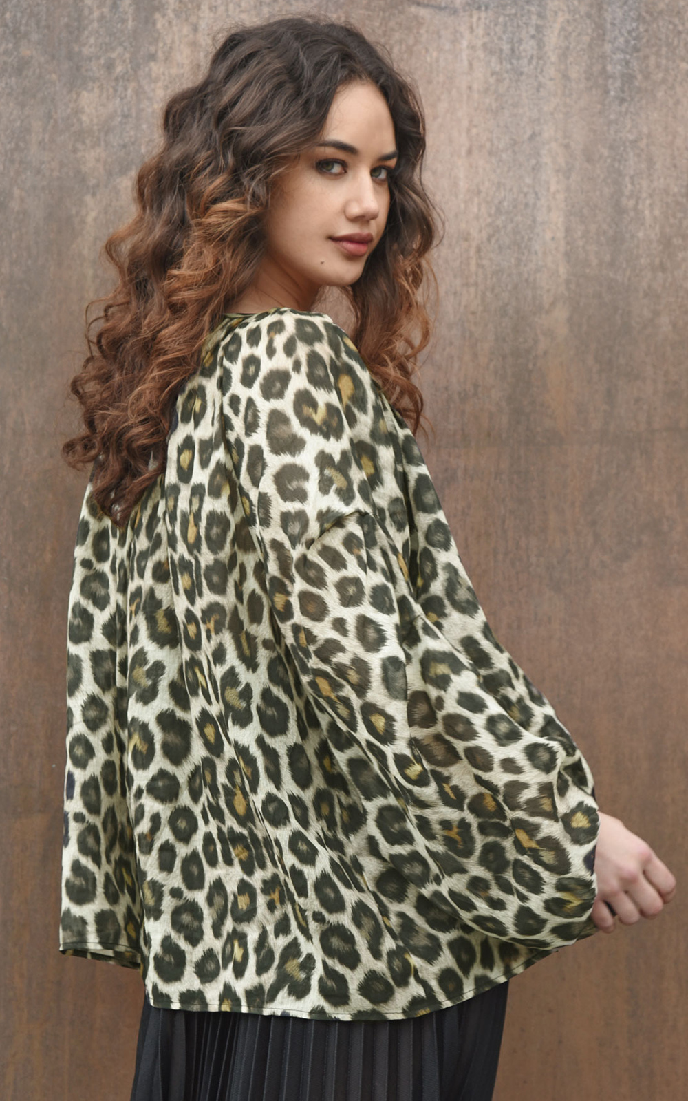 Hot Property Top product photo.