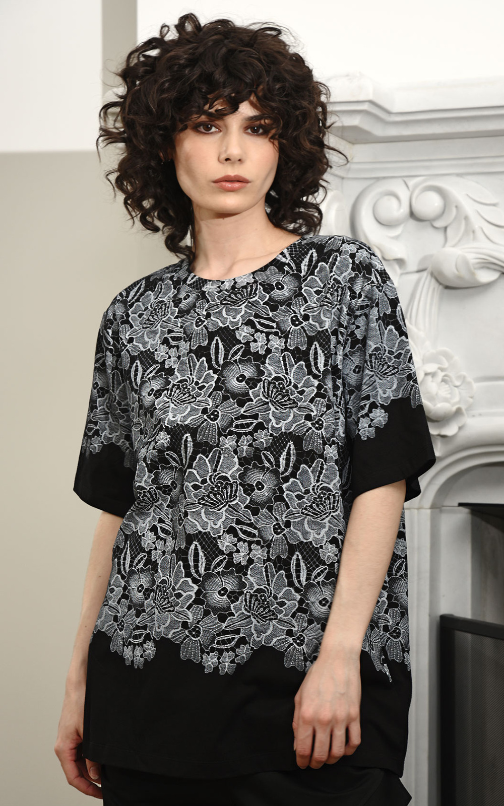 Stay Iconic Tee product photo.