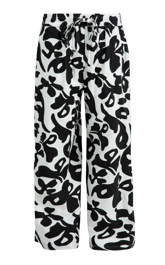 Take Your Lead Pant product photo.