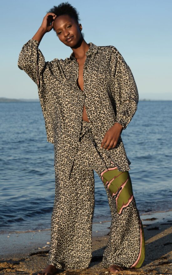 Take Your Lead Pant product photo.
