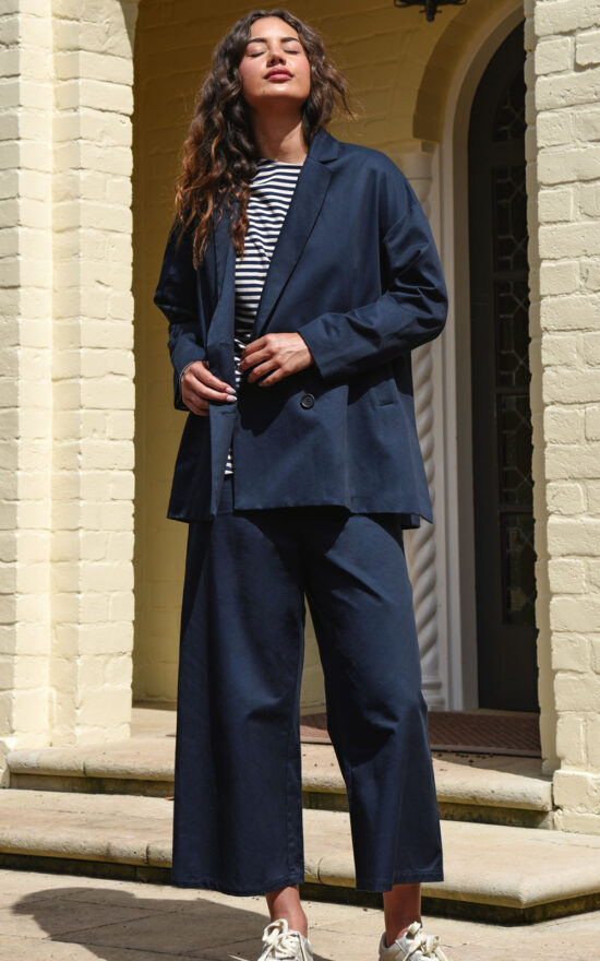 Luxe Lounge Pant product photo.