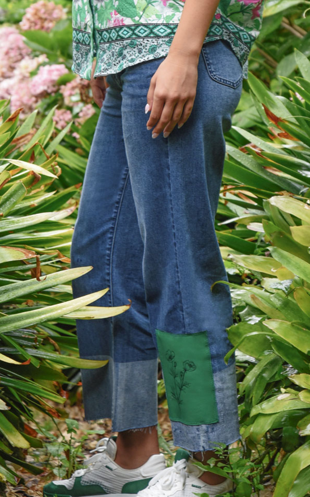 Street Of Jeans Jean product photo.