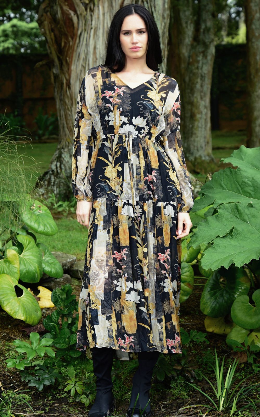 Artful Elegance product photo.