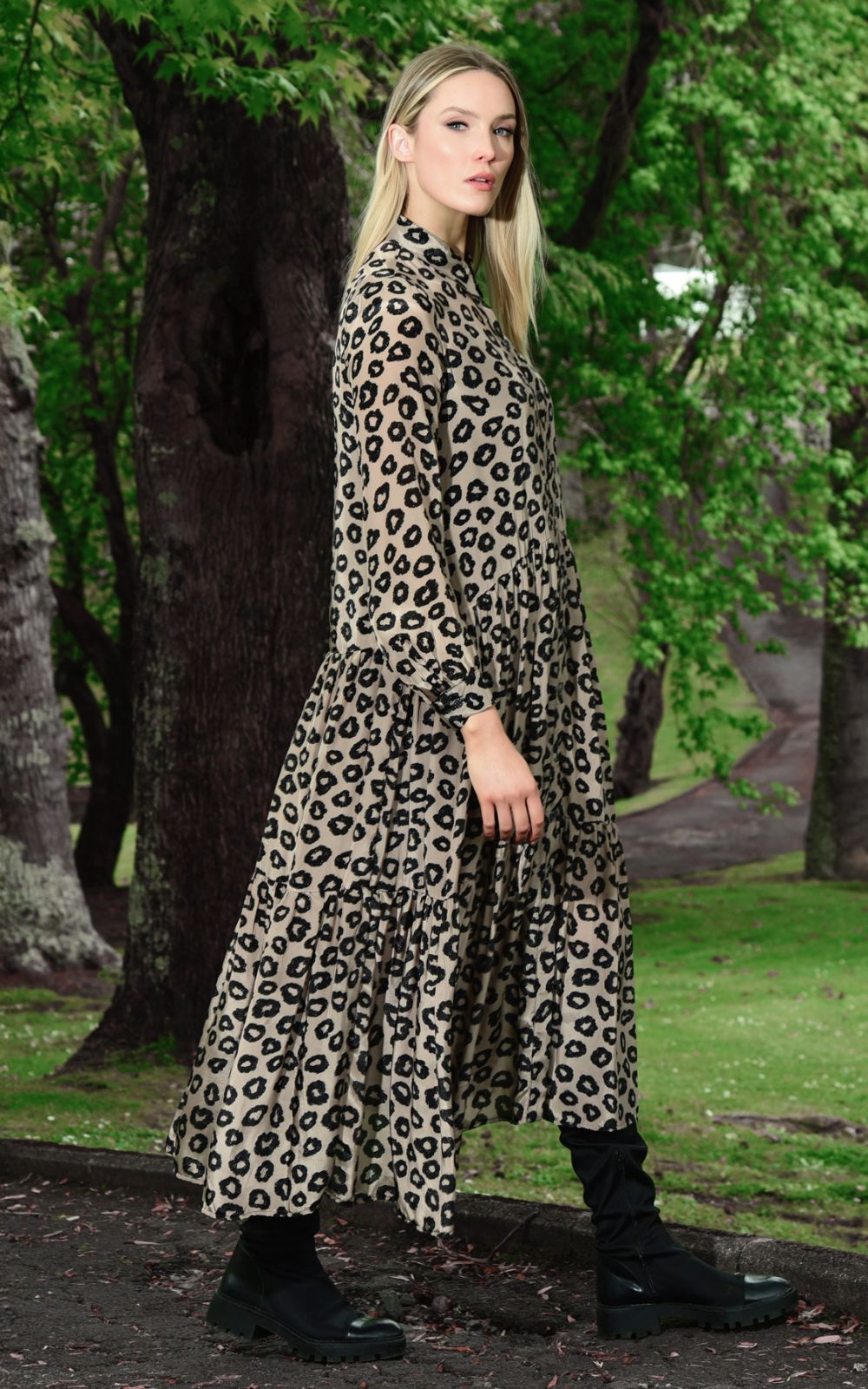Head To Toe product photo.