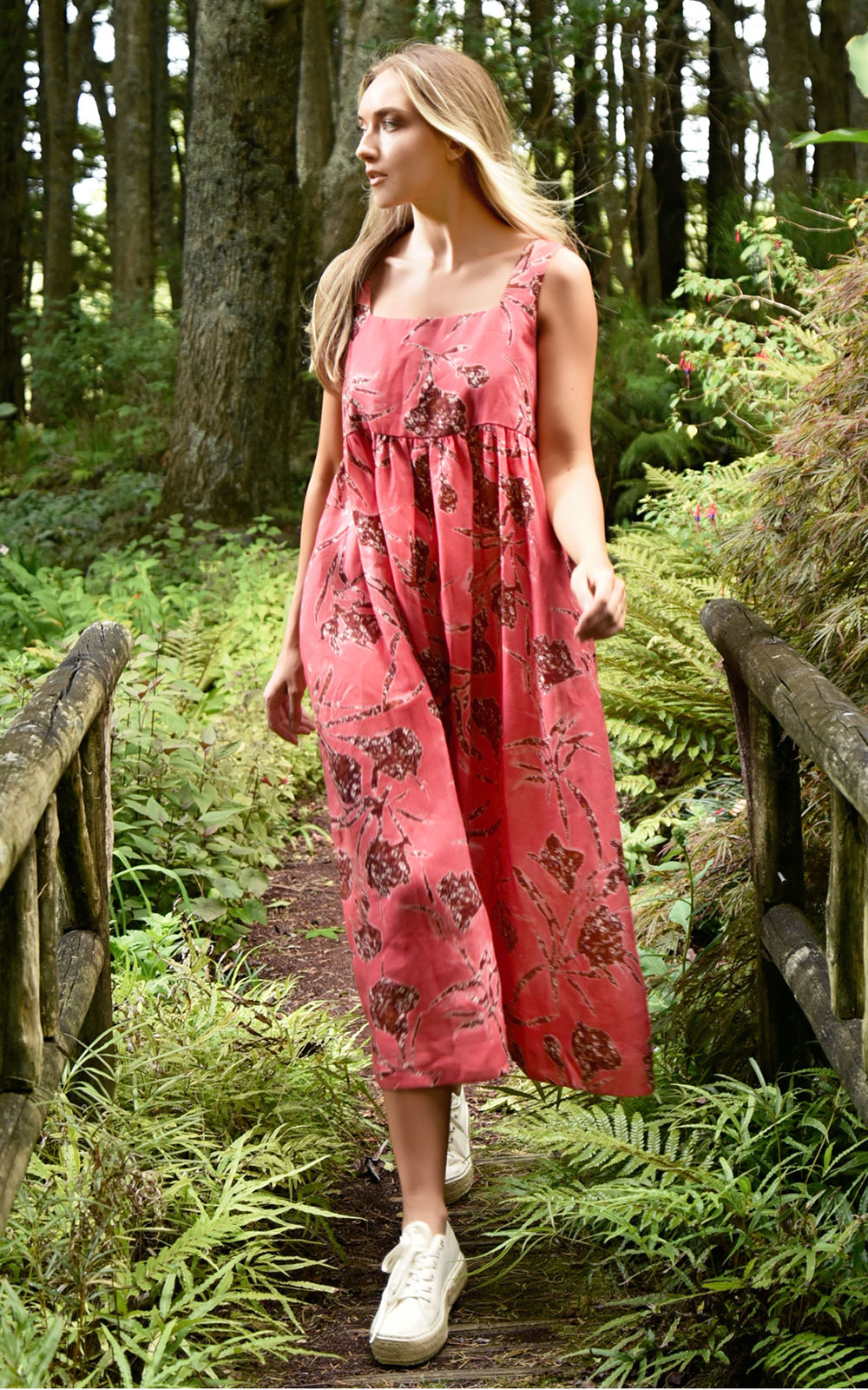 Dont Get It Twisted Dress product photo.