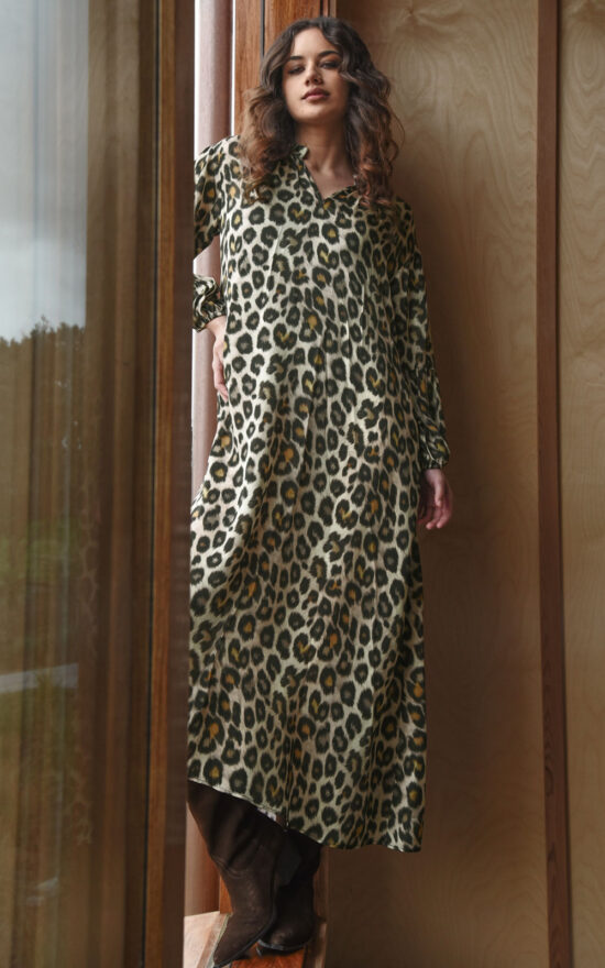 Clean Sweep Dress product photo.