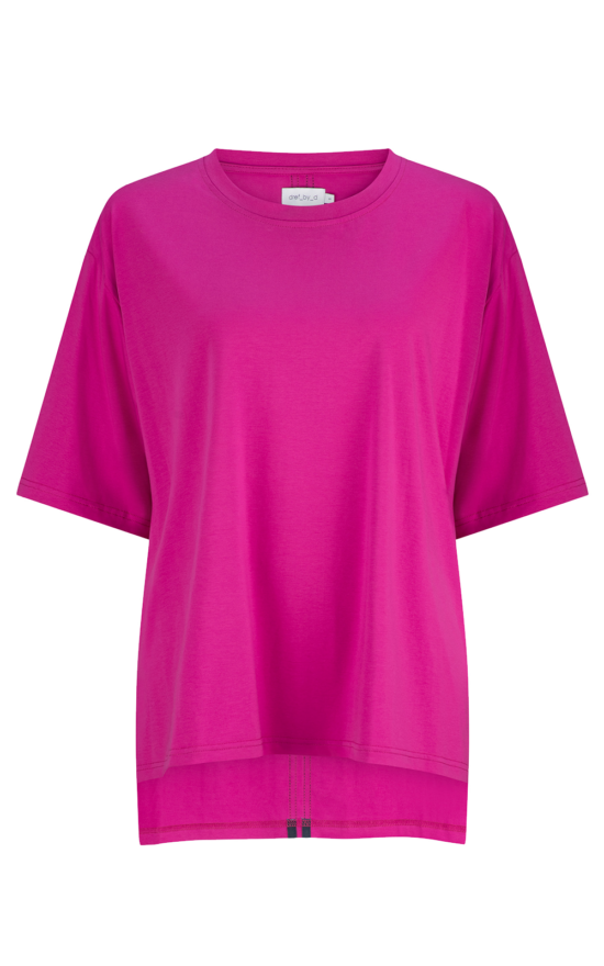 Brief Tee W Trim product photo.