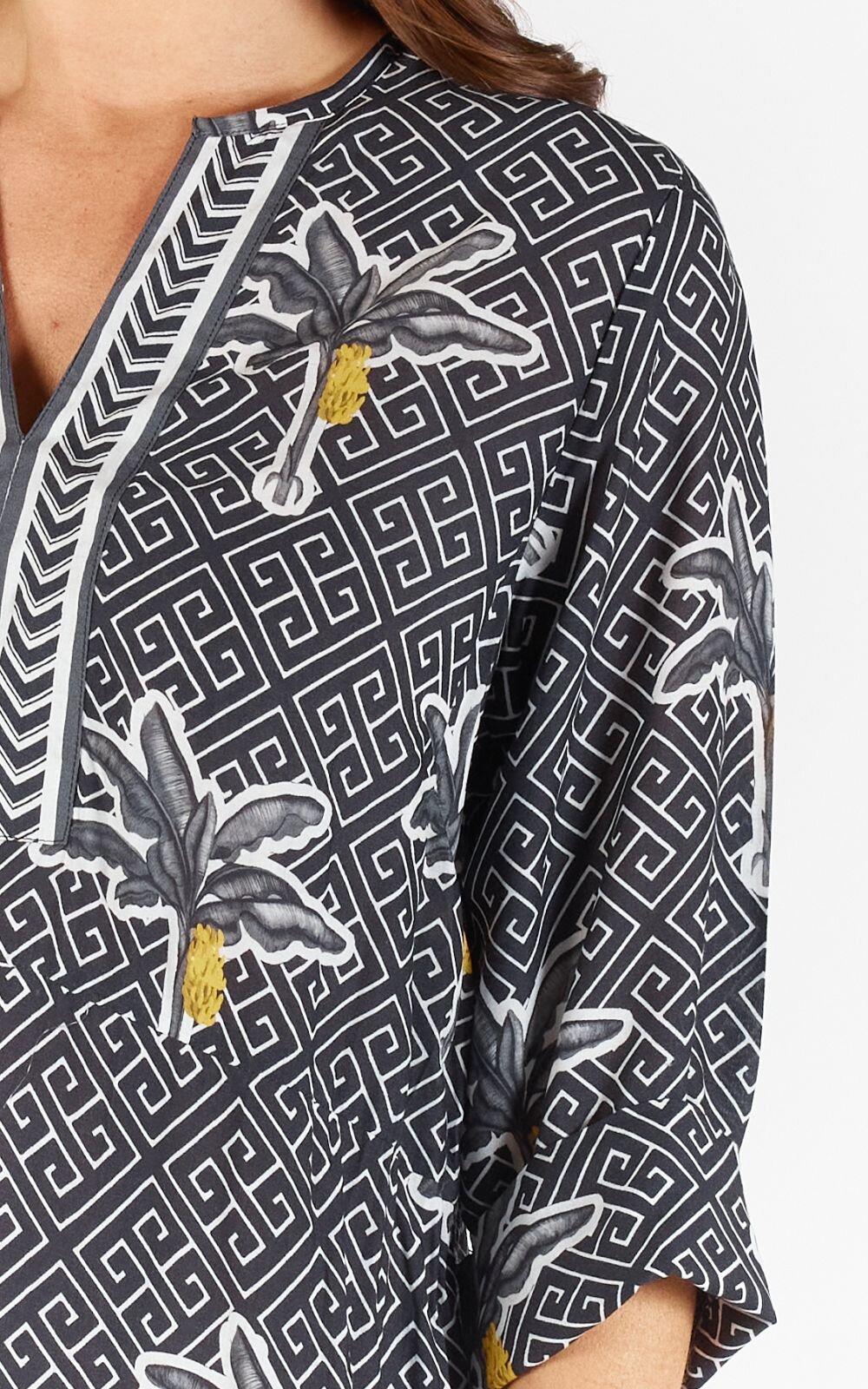 Dominica Kaftan product photo.