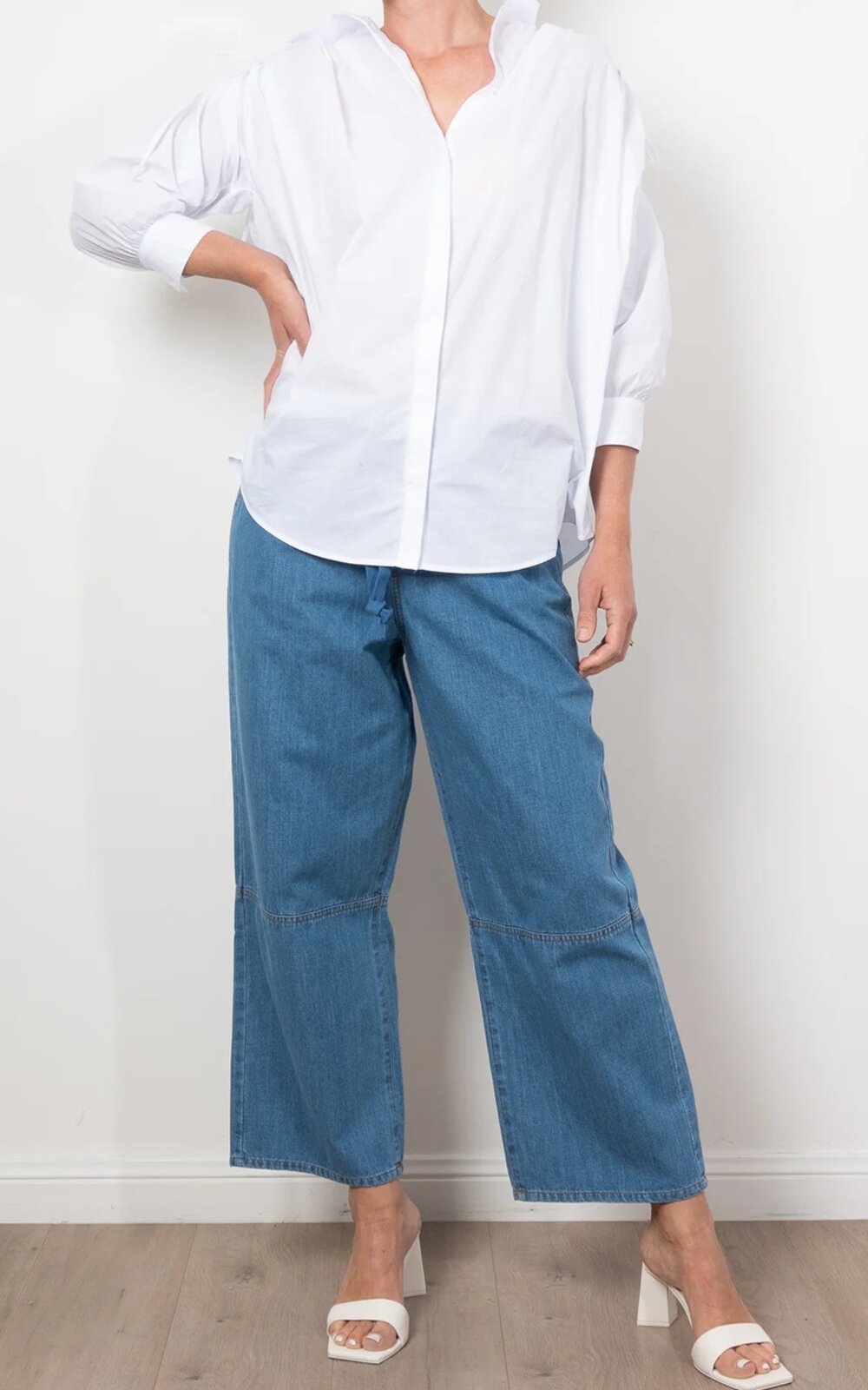 Kent Jeans product photo.