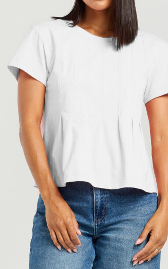 Ari Top product photo.