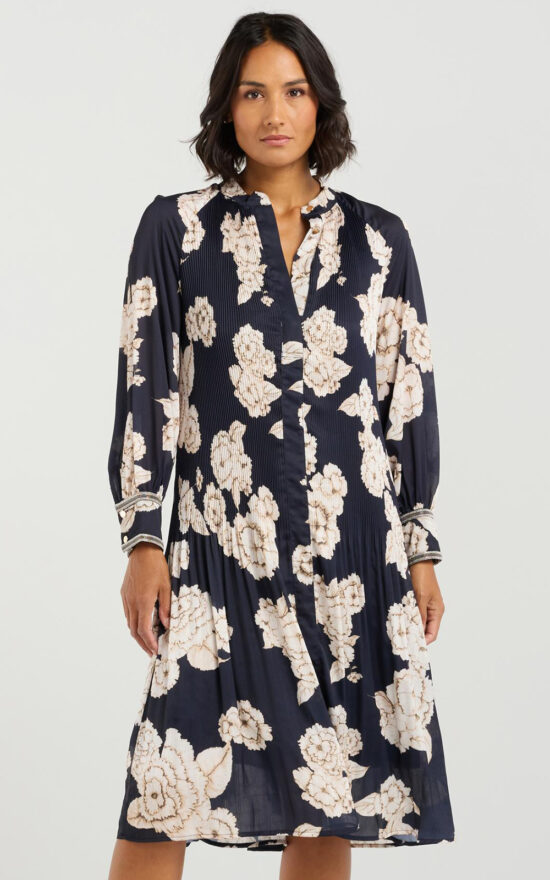 Tessa Dress product photo.