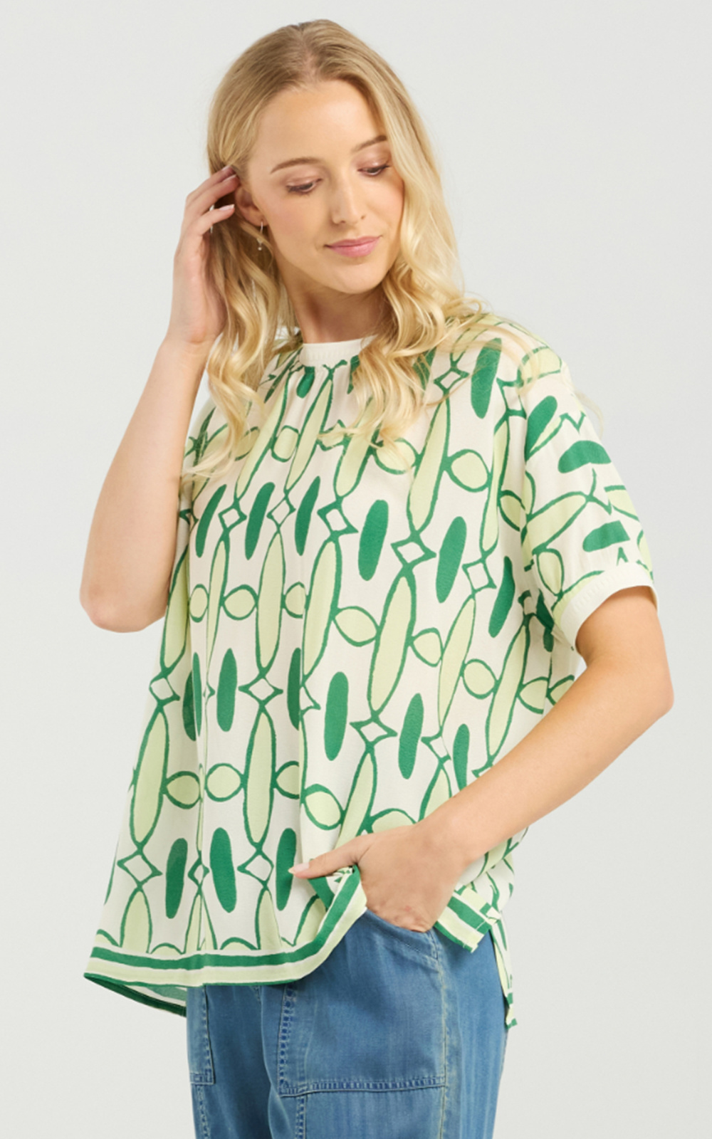 Brea Top product photo.