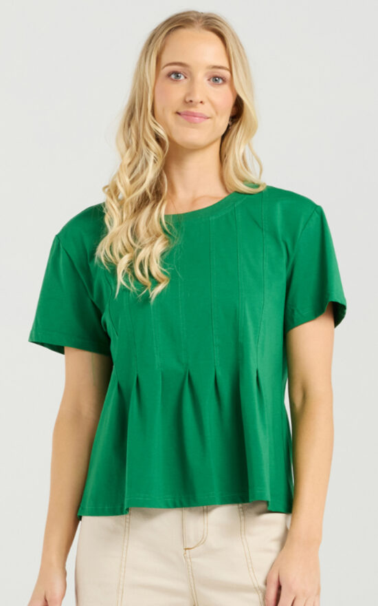 Ari Top product photo.