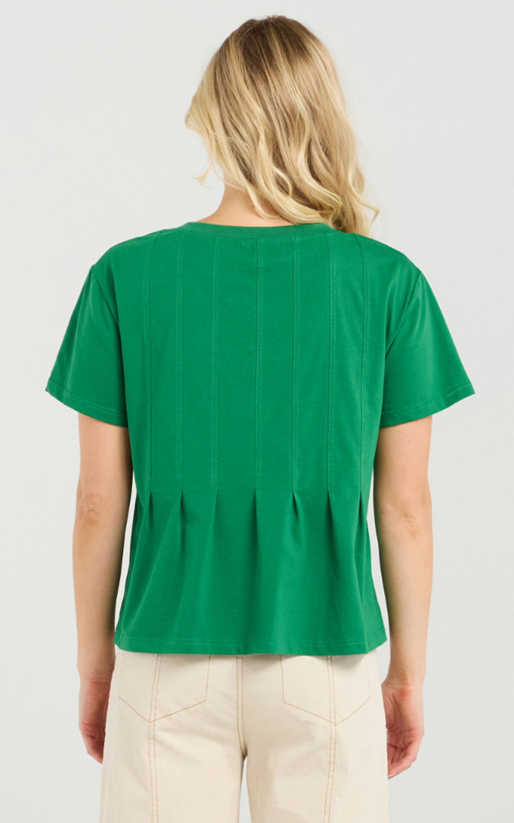 Ari Top product photo.