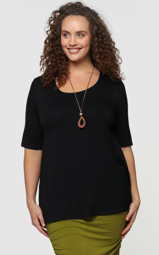Carter Tunic Top product photo.