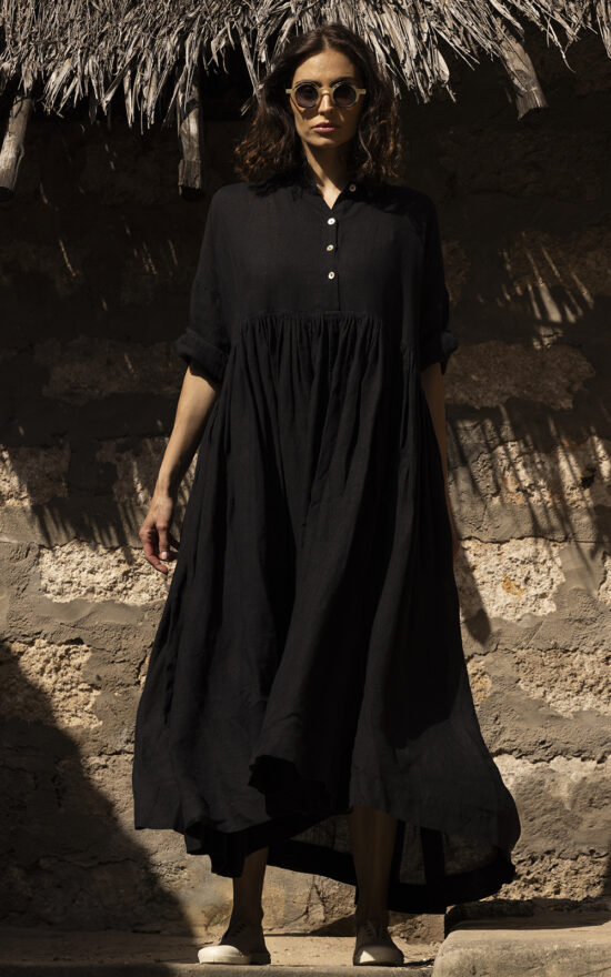 Edith Dress Linen product photo.