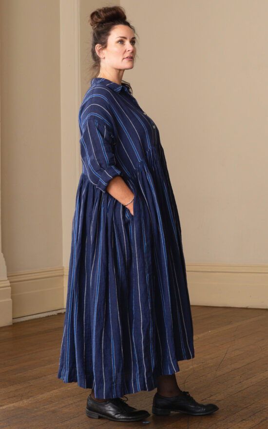 Edith Dress Linen product photo.