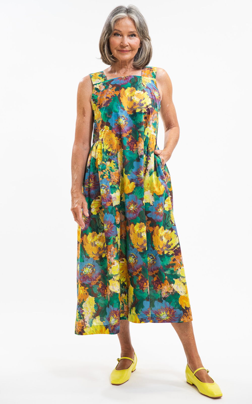 Violet Dress product photo.