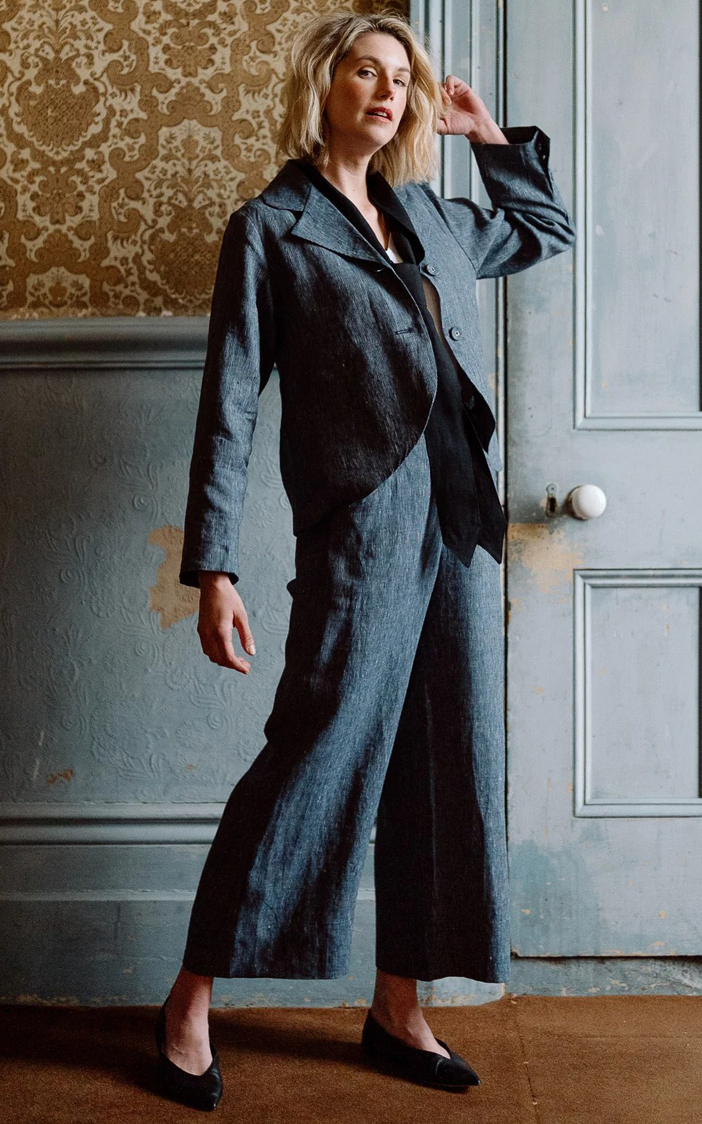 Bowie Pant product photo.