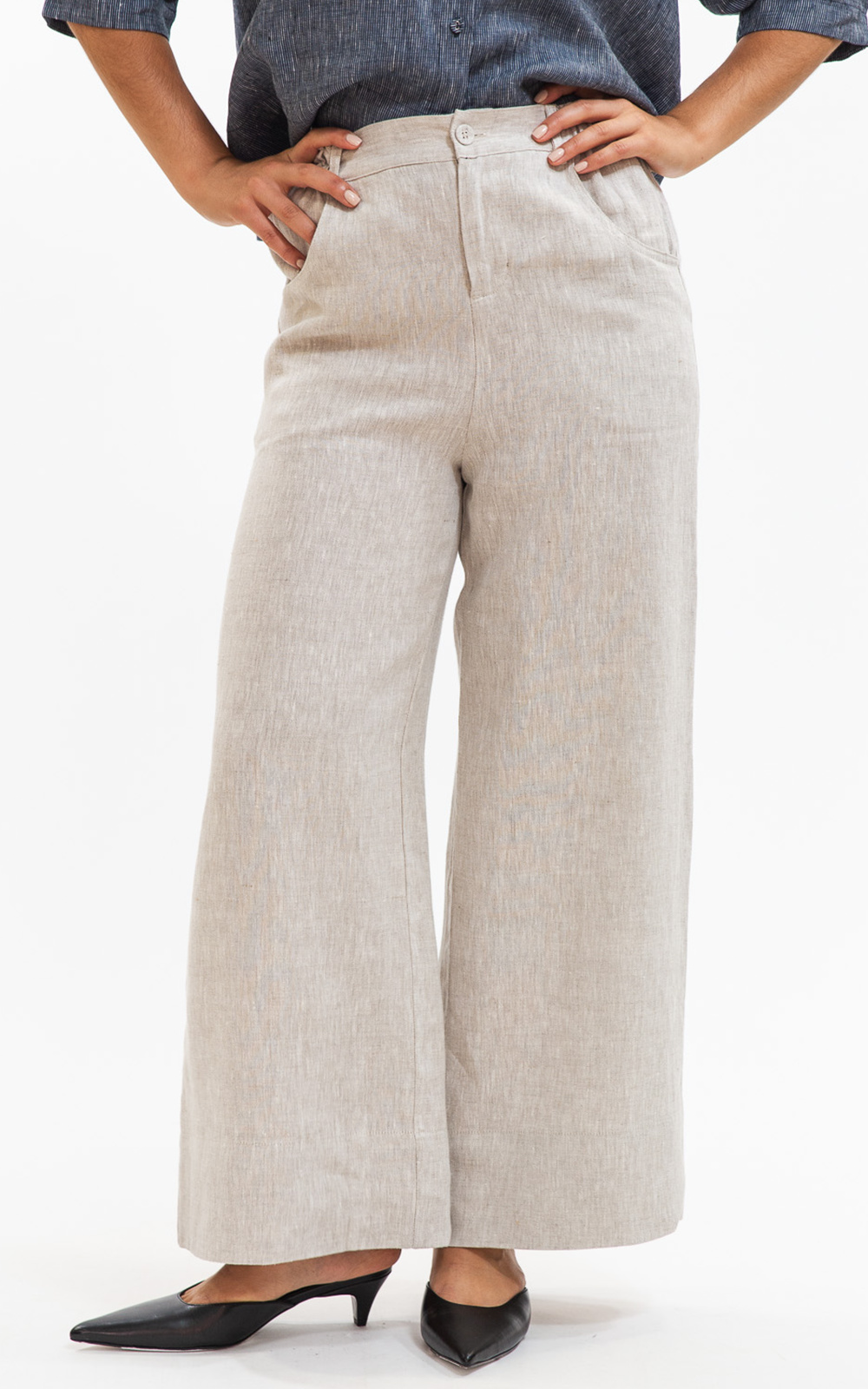 Bowie Pant product photo.